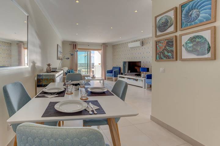 Apartment for 4 people, with pool and balcony in Carvoeiro