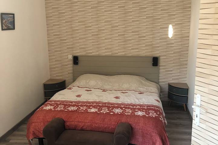 Gîte pour 8 personnes, avec jardin et jacuzzi à La Boissière-des-Landes - 4