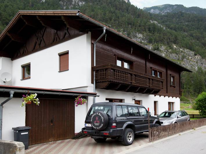 Ferienwohnung für 8 Personen, mit Balkon und Garten in Pettneu am Arlberg - 4
