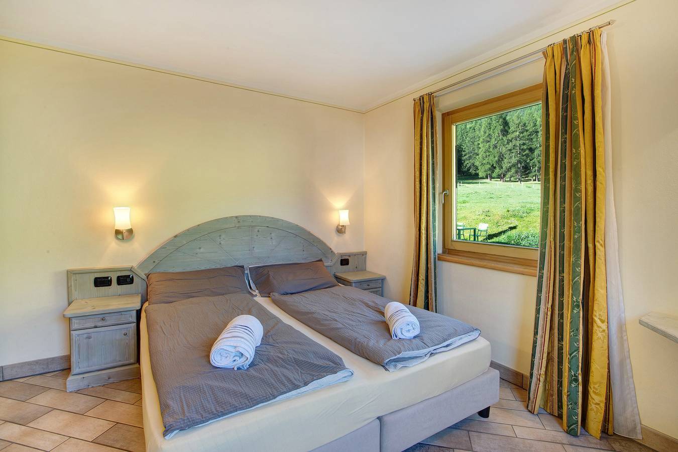 Apartamento entero, "Appartamento 4" con vistas a la montaña, jardín compartido y Wi-Fi in Livigno (Town), Livigno