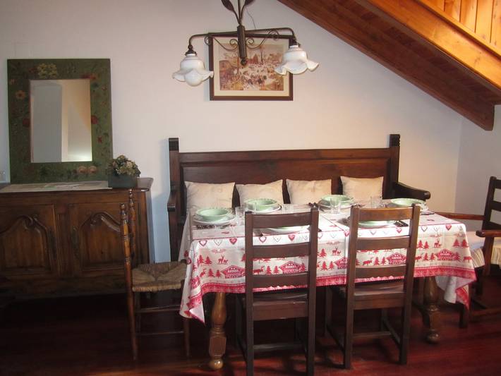 Gîte pour 9 personnes, avec balcon dans Cerler - 2