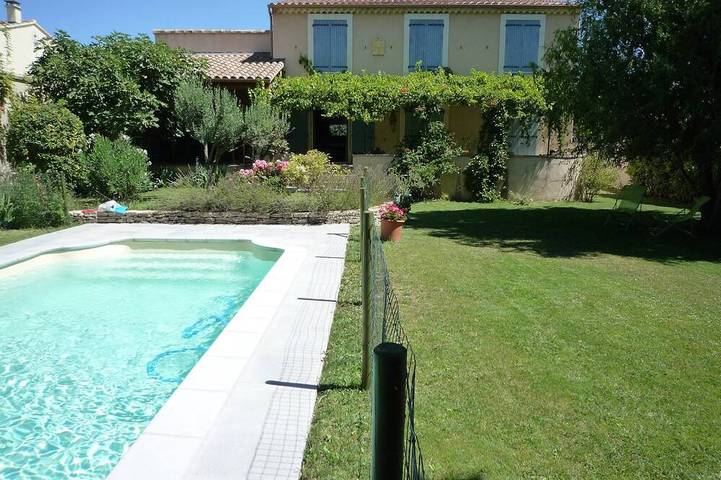 Villa pour 6 personnes, avec Terrasse et Jardin à Velleron