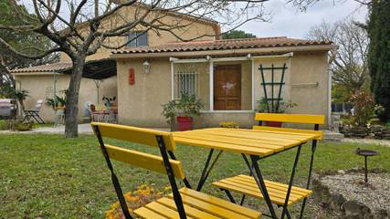 Gîte pour 4 personnes, avec jardin à Montségur-sur-Lauzon