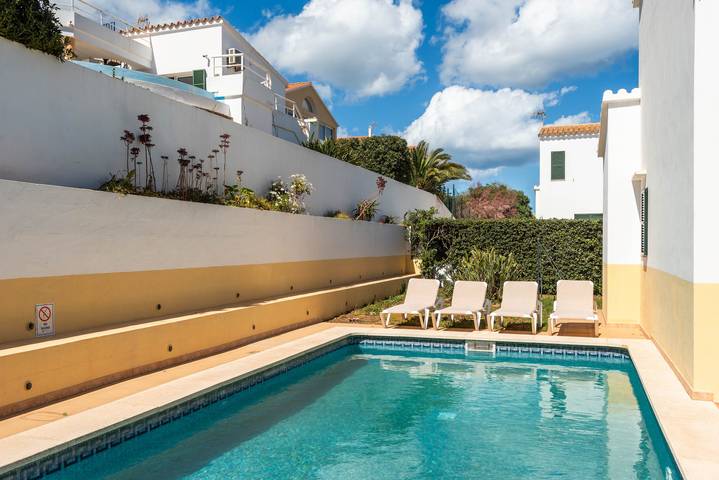 Villa Cayetana in Cala Llonga (Menorca), Mahón