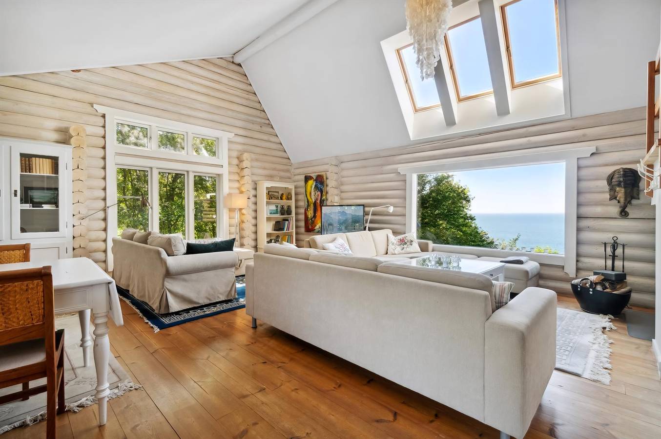 Awesome home in Hasle w/ Wifi and 4 Bedrooms in Hasle, Bornholm