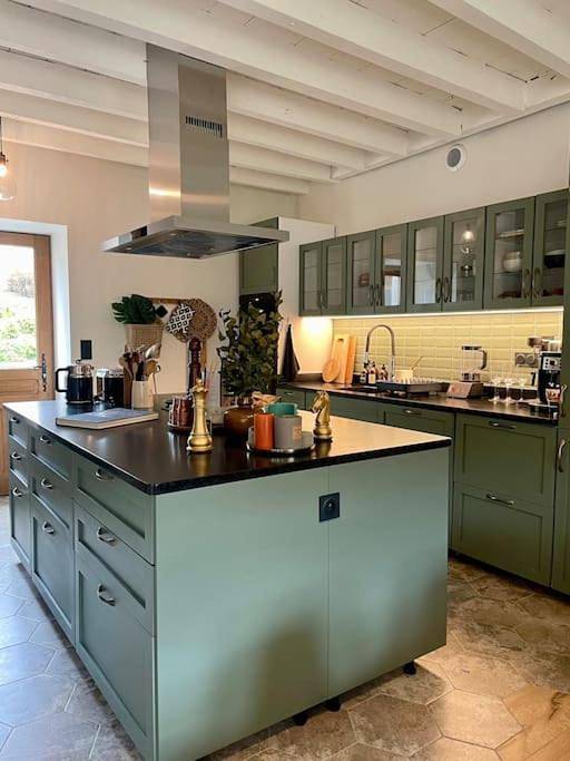 Appartement de vacances pour 8 personnes, avec Terrasse et Jardin