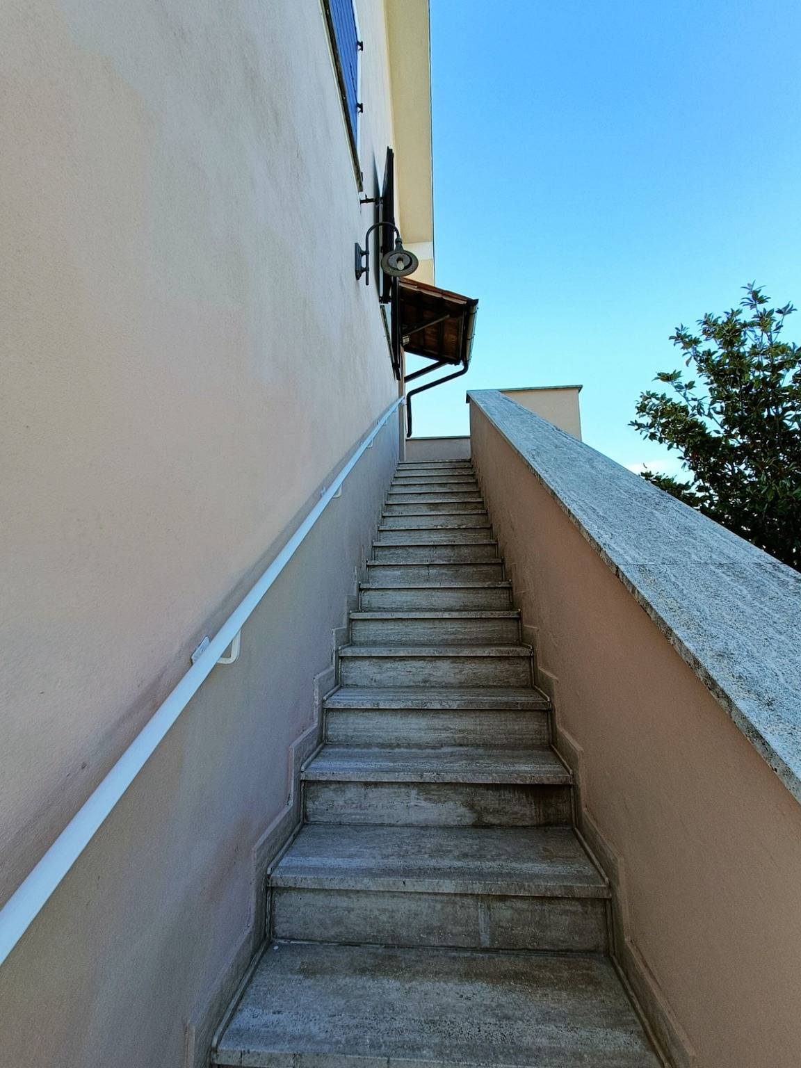 Ganze Wohnung, Apartment 'Tenuta Marchesi Fezia - 7' mit Gemeinschaftspool, Wlan und Klimaanlage in Narni, Terni Provinz