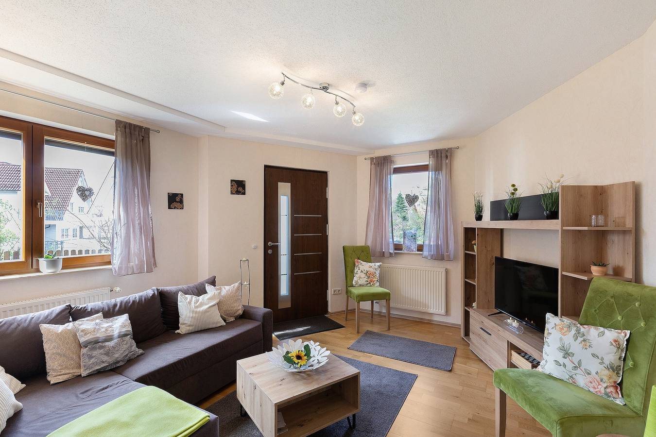 Entire apartment, Apartment 'Hochspessart' with Shared Terrace, Shared Garden and Wi-Fi in Rothenbuch, Mainviereck