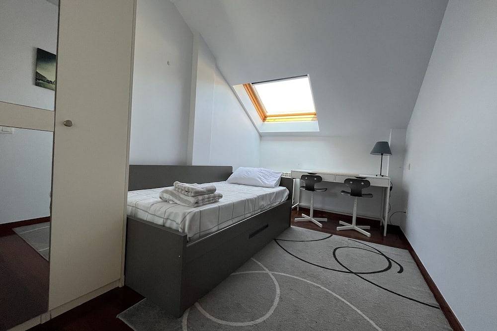 Entire apartment, Awesome duplex in Santoña in Santoña, Cantabrian Coast
