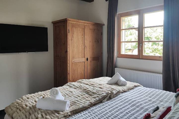 Luxury residence in Métabief, suites, apartments, private spa and sauna in Mouthe-Lac et Mont d’Or, Jura Francais