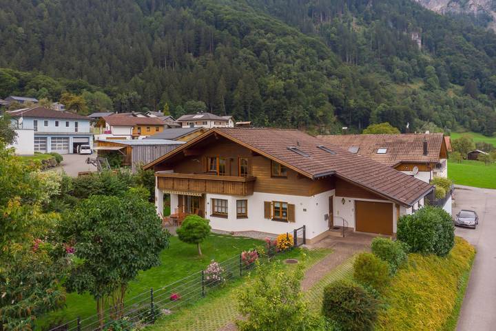 Ferienwohnung für 4 Personen, mit Ausblick und Balkon in Vandans - 2