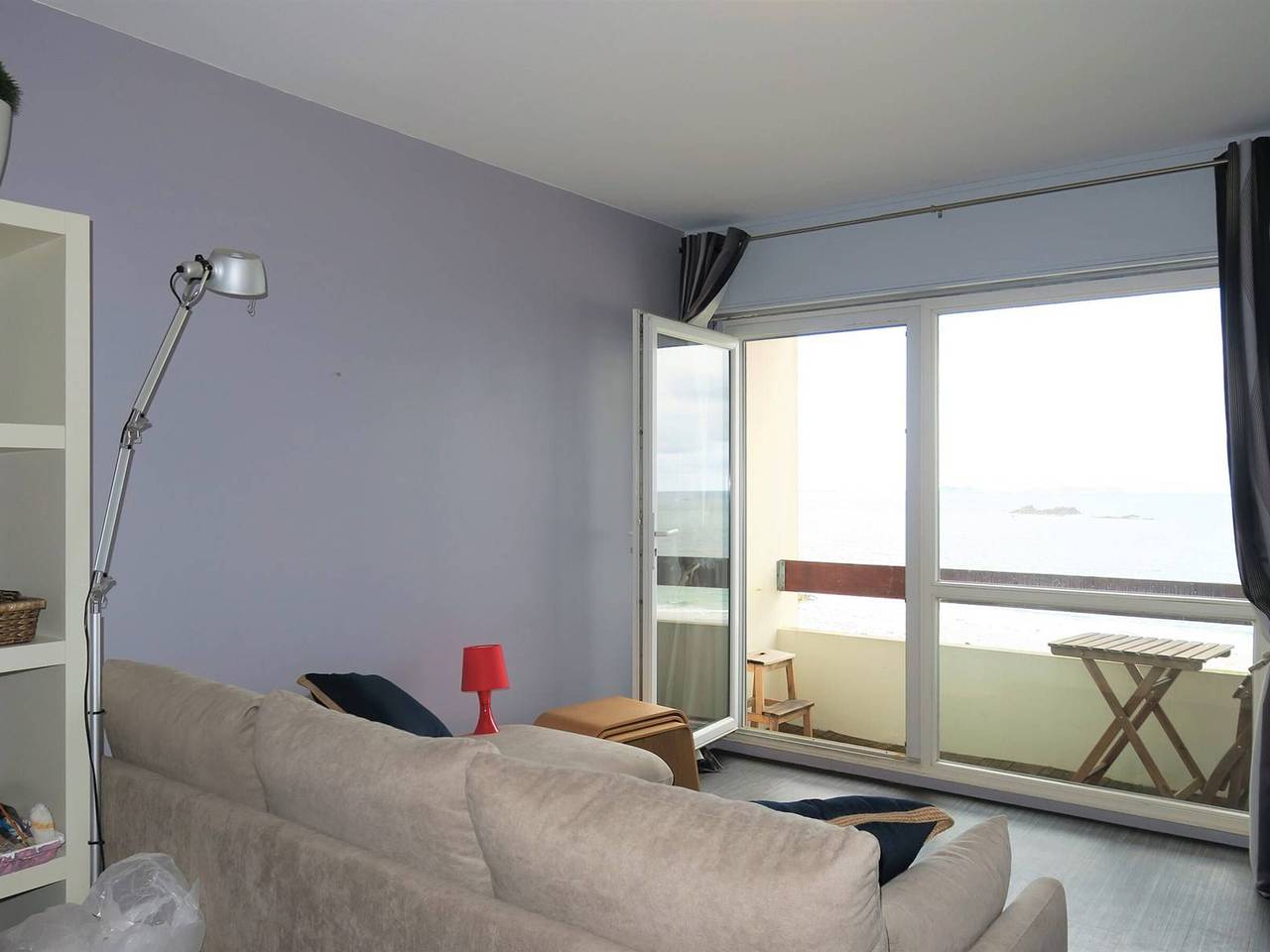 Appartement entier, Studio avec balcon en bord de mer à Perros-Guirec in Perros-Guirec, Côte de Granit Rose