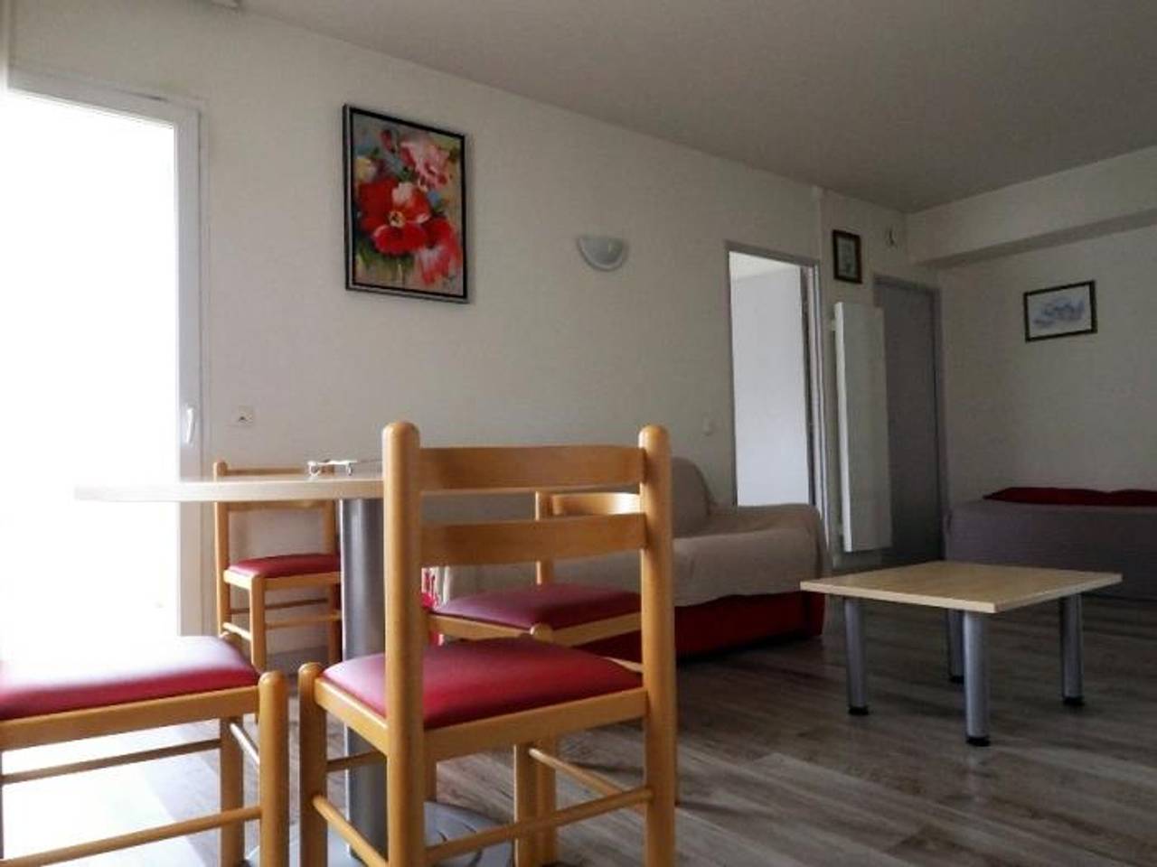 Apartamento entero, Luminoso apartamento con parking - 4 pers. in Rochefort, Region de Rochefort