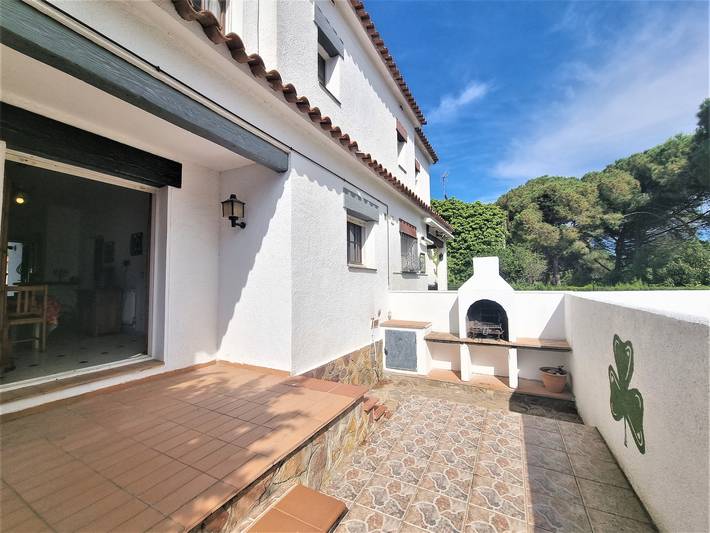 Casa rural para 6 personas, con terraza y piscina en Alt Empordà - 4