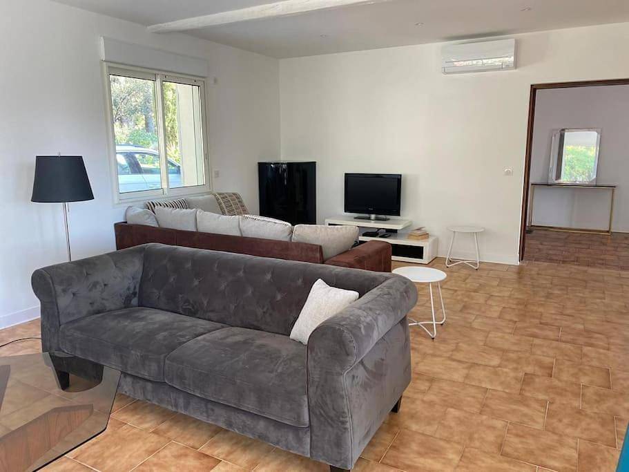 Three-Bedroom Villa in La Ciotat, Marseille en omgeving