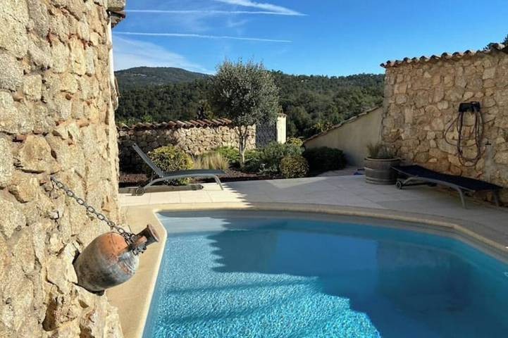 Location de vacances pour 5 personnes, avec Terrasse à Le Plan-de-la-Tour