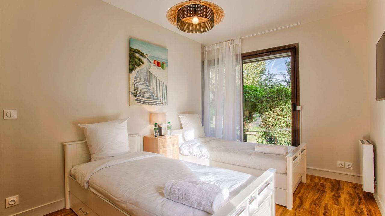 Apartamento vacacional entero, Ferienwohnung für 5 Personen (75 m²) in Deauville in Tourgéville, Region de Lisieux