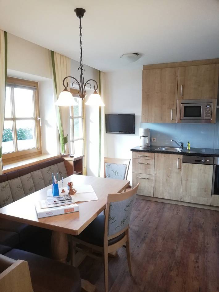 Hel lejlighed, Vacation Apartment Landhaus Gruber with Mountain View in Alpendorf, Sankt Johann im Pongau