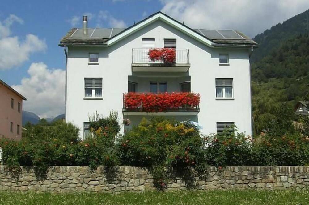 Ganze Wohnung, Ferienwohnung Poschiavo für 1 - 2 Personen mit 1 Schlafzimmer - Ferienwohnung in Poschiavo, Bernina-Alpen