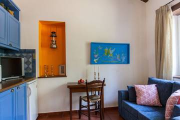 Holiday Apartment for 2 People in West Coast Crete, Crete, Photo 3