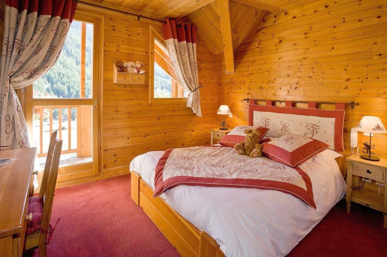 Triple Room - Long Stay in Névache, Région de Briançon