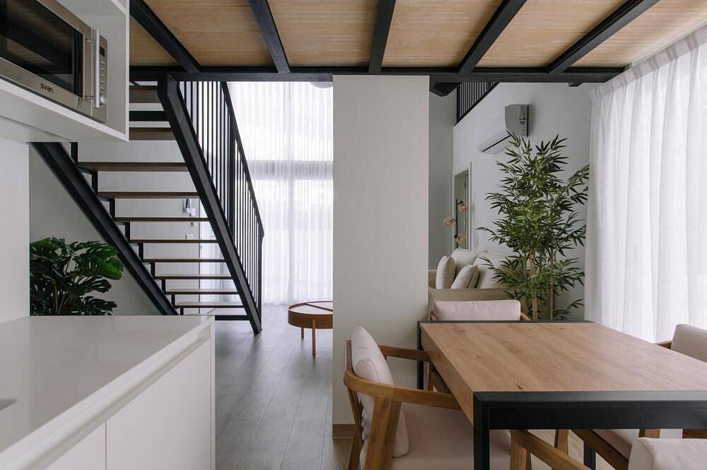 Apartamento entero, Apartamento 'Dúplex B-05' con piscina compartida, Wi-Fi y aire acondicionado in Alfàs del Pi, Costa Blanca