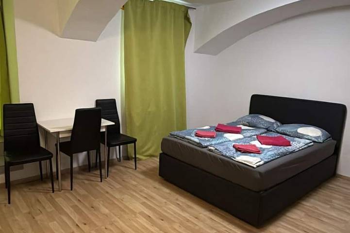 Ganze Wohnung, Cozy & Neat 1Br Apt. @ Prater Stern/Ferris Wheel in Wien, Donau Niederösterreich