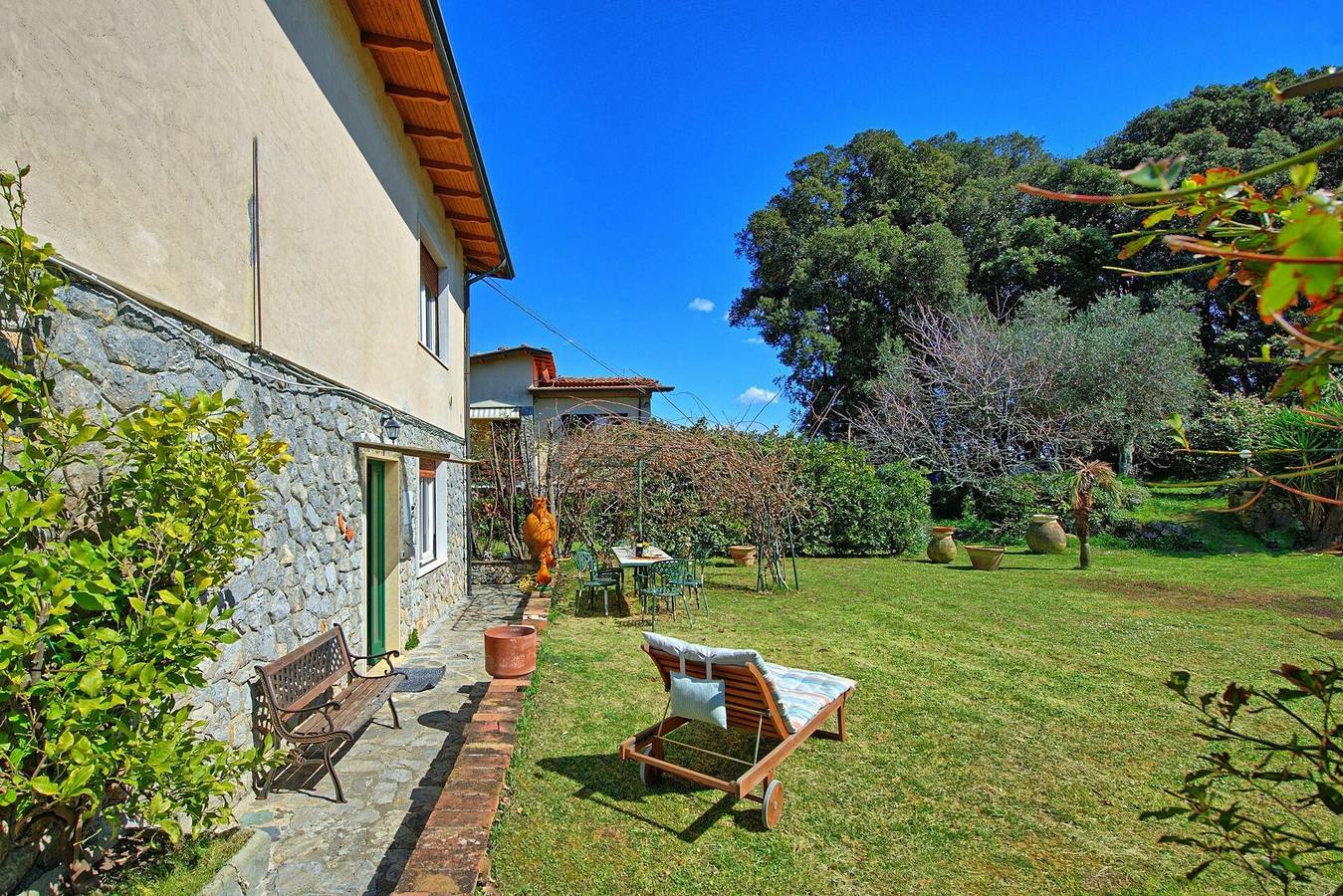 Casa Al Bosco in Montemarcello, Comune di Ameglia