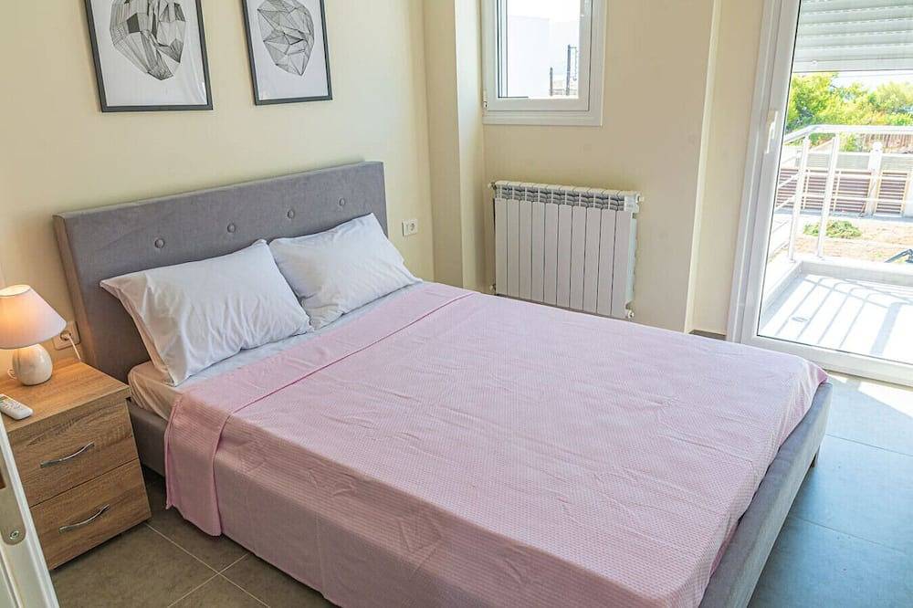 Modern, Cheerful & Dream Catching Villa in Corinth in Korinthia
