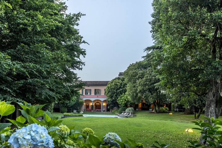 Villa pour 26 personnes, avec Jardin et Piscine dans Lombardie - 2