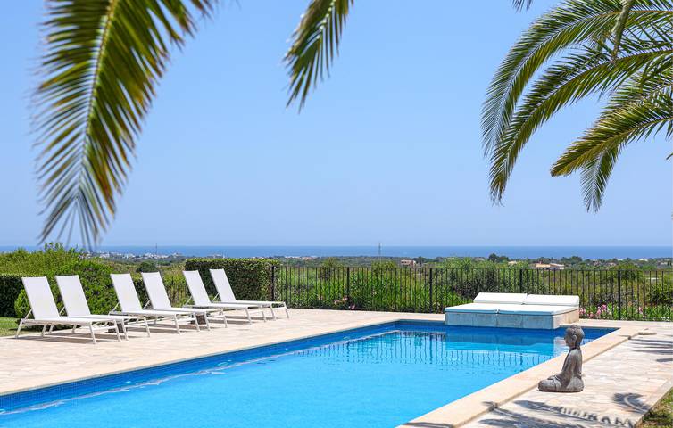 Apartment mit Meerblick, Pool, Terrasse und Grill | Nähe Stadtzentrum und Restaurants in s'Horta, Felanitx