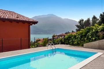 Baita per 6 Persone in Pianello del Lario, Provincia di Como, Foto 2