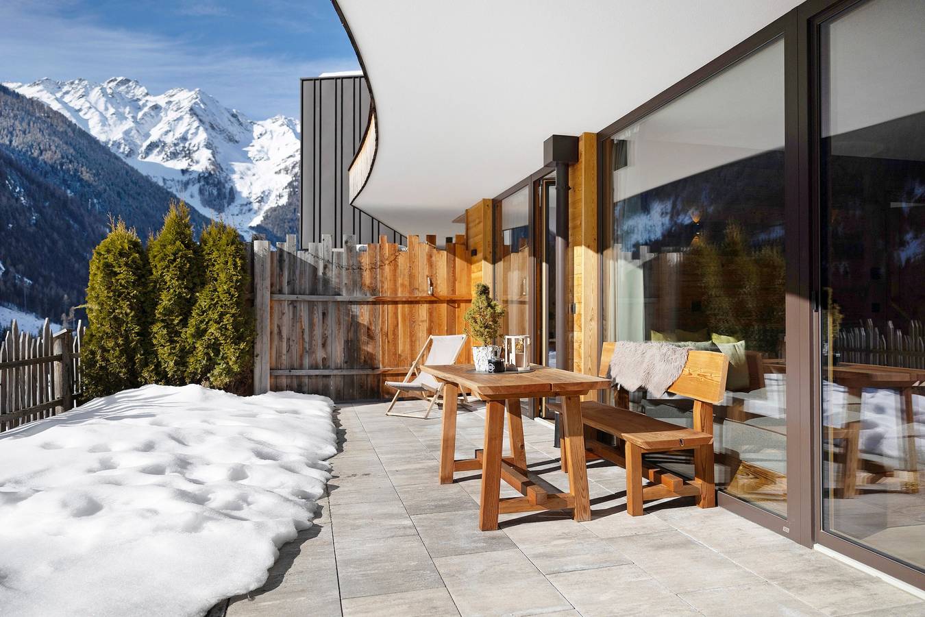 Ganze Wohnung, Ferienwohnung 'Chalet-Suite Wald' mit Bergblick, privater Terrasse und Wlan in Mühlwald, Zillertaler Alpen