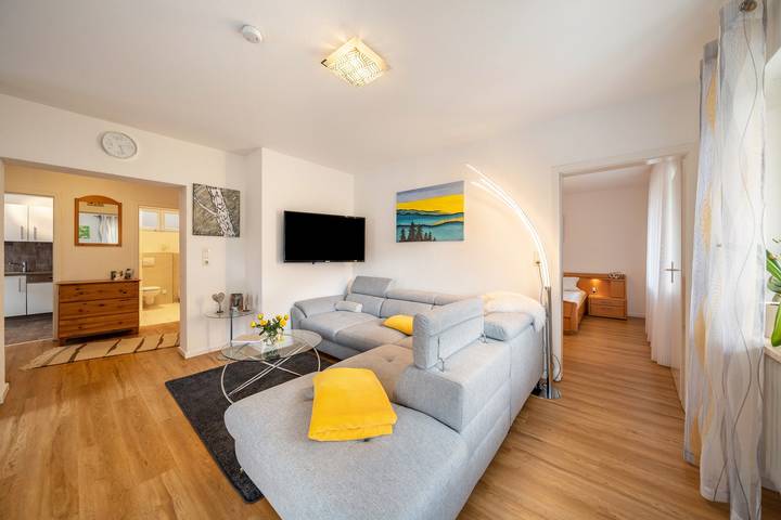 Entire apartment, Apartment 'Gaby Lehmann' with Private Terrace, Shared Garden and Wi-Fi in Hornberg, Central Black Forest