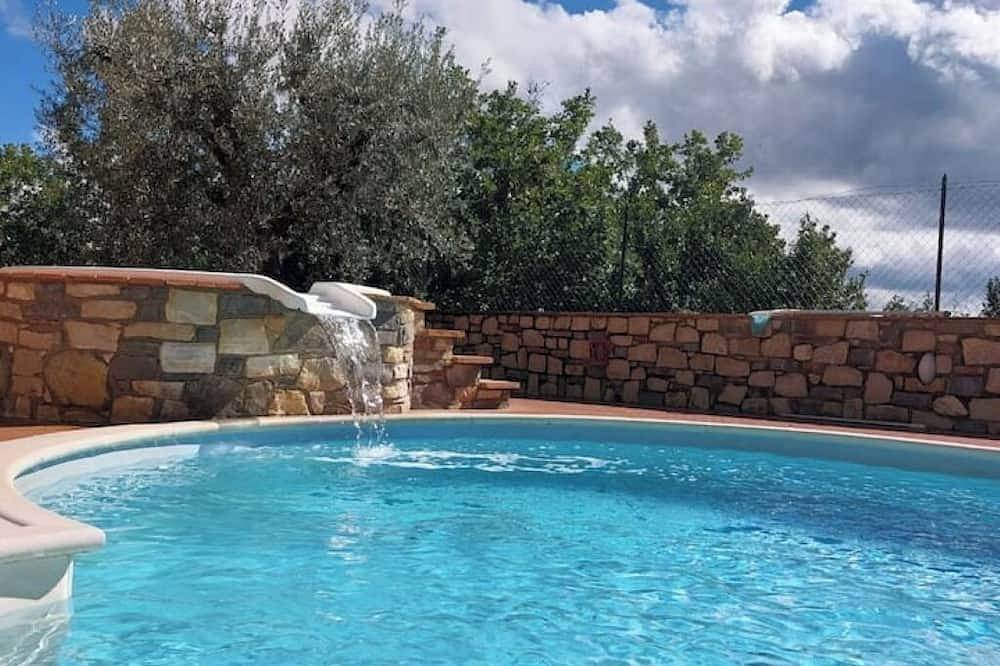 Villa Cesari Tiberi - private pool and frescoes in Marsciano, Provincia de Perugia