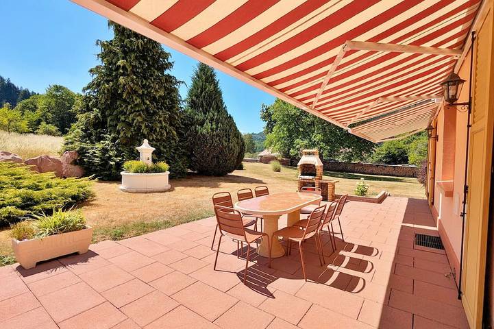 Gîte pour 8 personnes, avec jardin - 1
