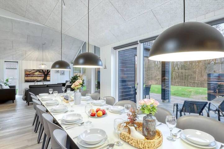 Ferienhaus für 16 Personen, mit Sauna und Garten sowie Terrasse - 1