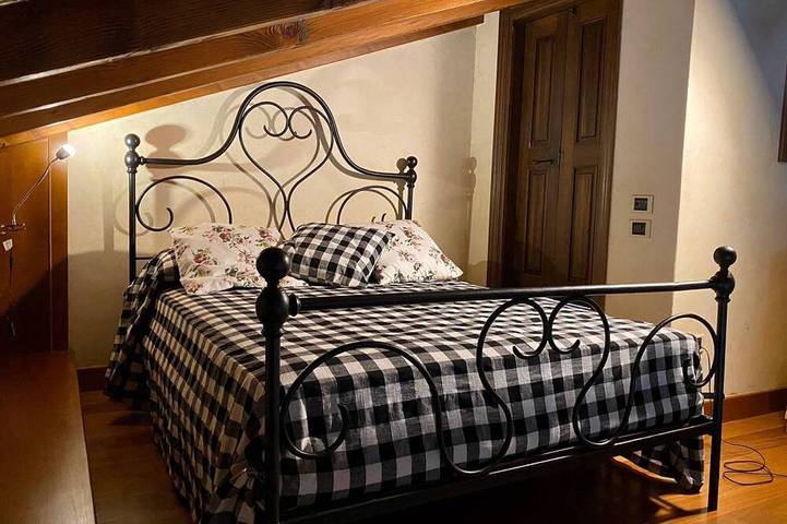 Appartamento per 8 persone, con balcone e giardino in Omegna