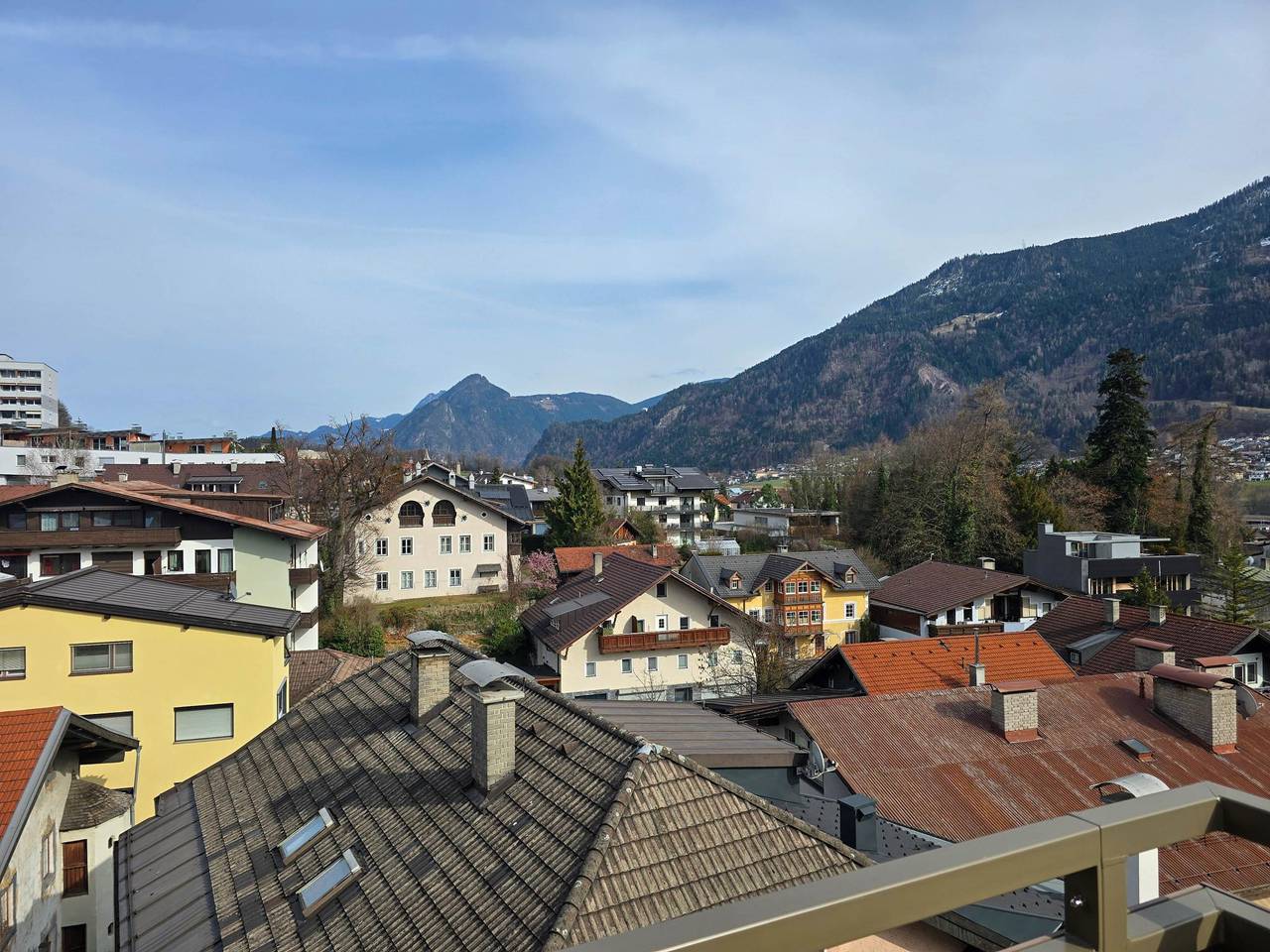 Ganze Wohnung, Stilvolle Ferienwohnung im Zentrum von Jenbach in Jenbach, Bezirk Schwaz