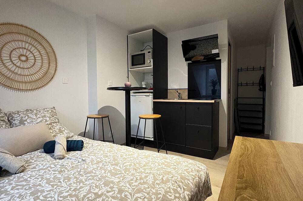 Apartamento entero, Le studio Louana: ideal short stay/co-working/Day use/love rooms in Aubusson, Región de Aubusson