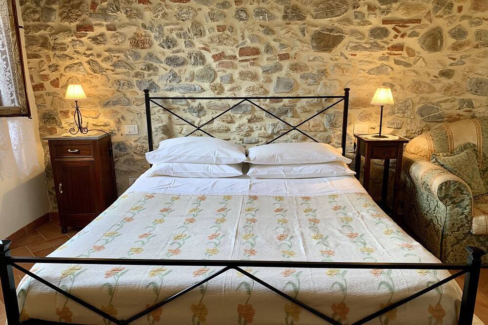 Schoenes Haus im Dorf in der Toskana in Civitella Paganico, Grosseto Provinz