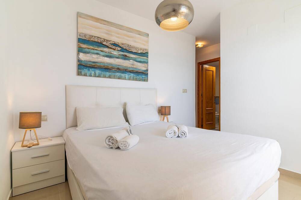 Entire apartment, Beach front apartment in San Luis de Sabinillas, Manilva