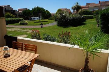 Gîte pour 4 personnes, avec terrasse dans Plage Notre-Dame