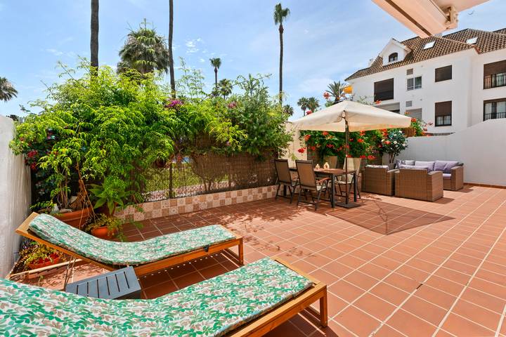 Apartamento de vacaciones para 4 personas, con terraza además de jardín y piscina, Se admiten mascotas - 1