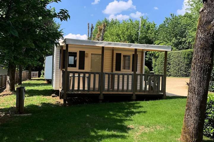 Mobil home pour 3 personnes à Limeuil