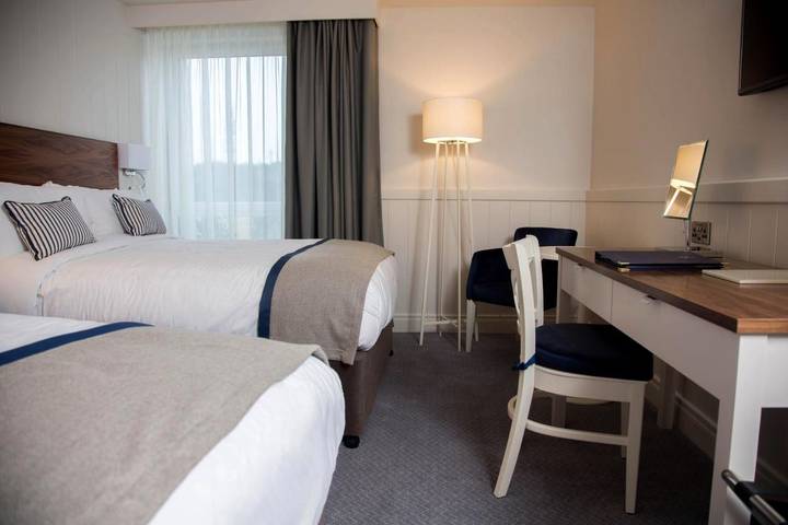 Hôtel pour 3 personnes, avec jardin dans Dunglow - 3