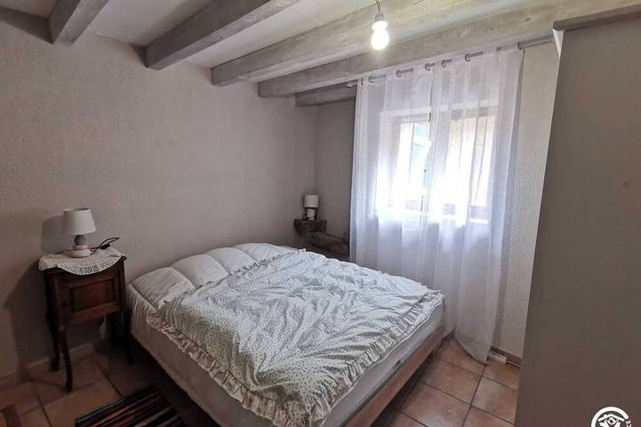 Location de vacances pour 6 personnes, avec jardin à Saint-Laurent-de-Cerdans - 4