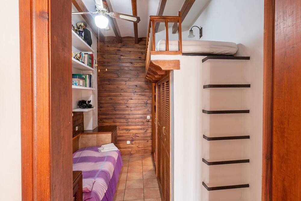 Increíble casa en Palma con piscina privada, puede ser interior o exterior. in Sa Indioteria, Palma