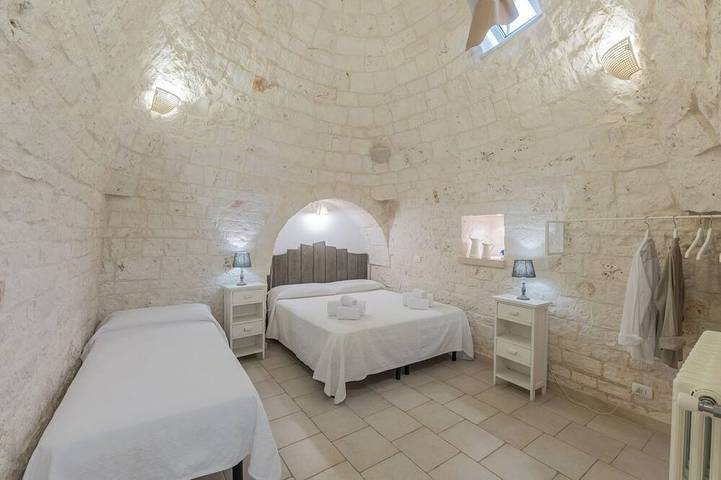 Trulli milieu, vieille maison en pierre dans un lieu de tranquillité absolue in Figazzano, Salento