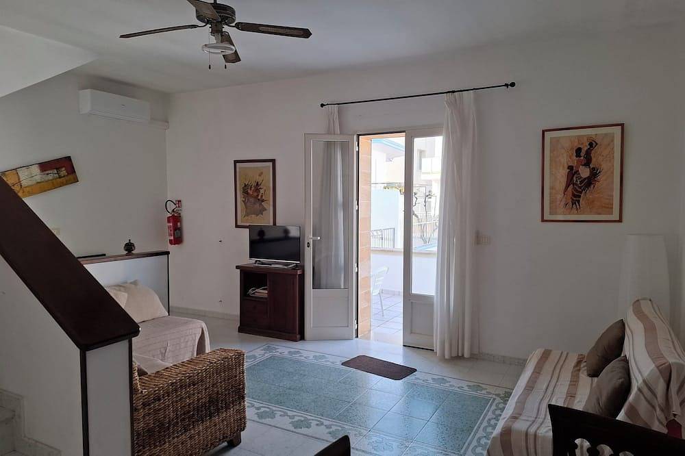 New Splendido Terrazzo Vista Mare A 150 Metri - S. Maria Di Leuca- Pescoluse in Leuca, Castrignano del Capo